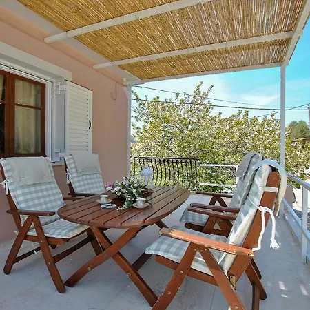 La Nonna Efrosini Anomeriá