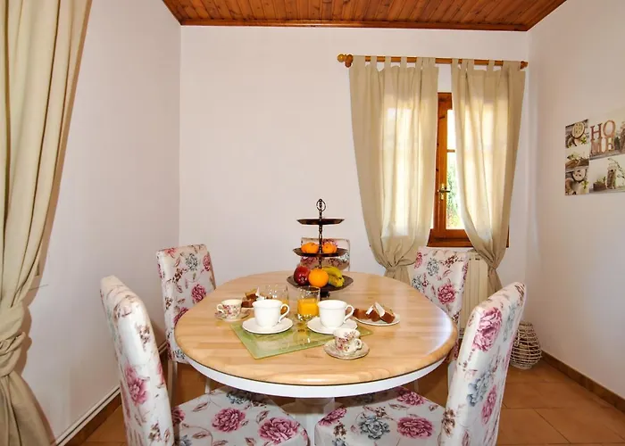 La Nonna Efrosini * Anomeriá