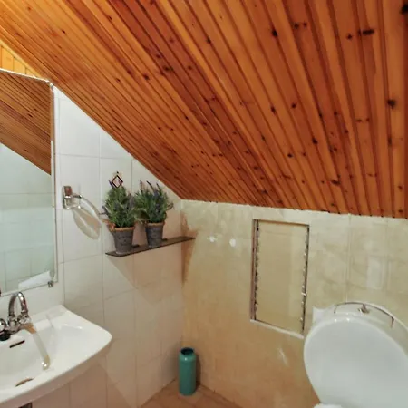 La Nonna Efrosini Anomeriá